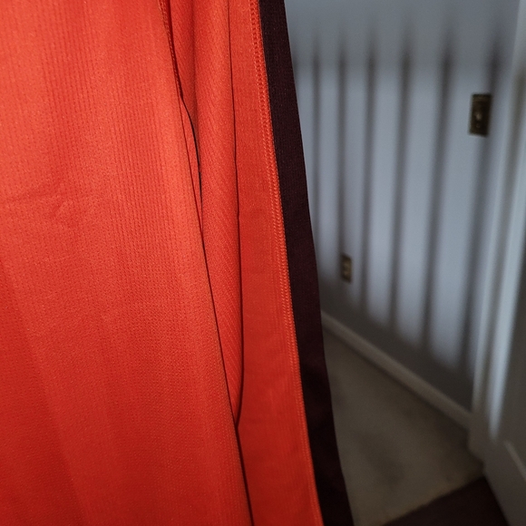 REEBOK -Running Essentials Long Sleeve Shirt Size Large - Picture 11 of 13